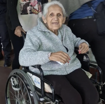 En silla de ruedas y con frío, así votó esta abuelita jujeña de 90 años