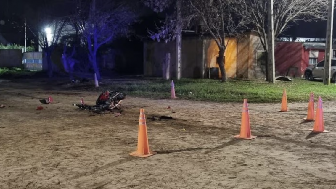 Por "zafar" de un control, salió a toda velocidad y mató a una nena de 15