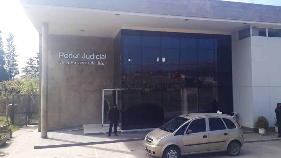 Mañana y el miércoles se realizarán las autopsias por el femicidio en Alto Comedero