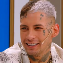 "Es un clon de Wanda Nara", L-Gante a los besos con otra rubia