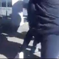 "Que te metés pata sucia": dos mamás jujeñas se agarraron en la puerta de la escuela