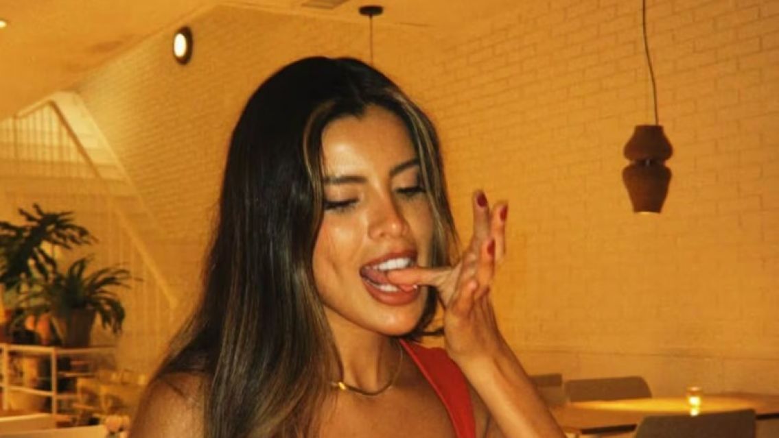 Qui�n es Valentina Olgu�n, la cantante denunciada por "estafar" a varios gobernadores