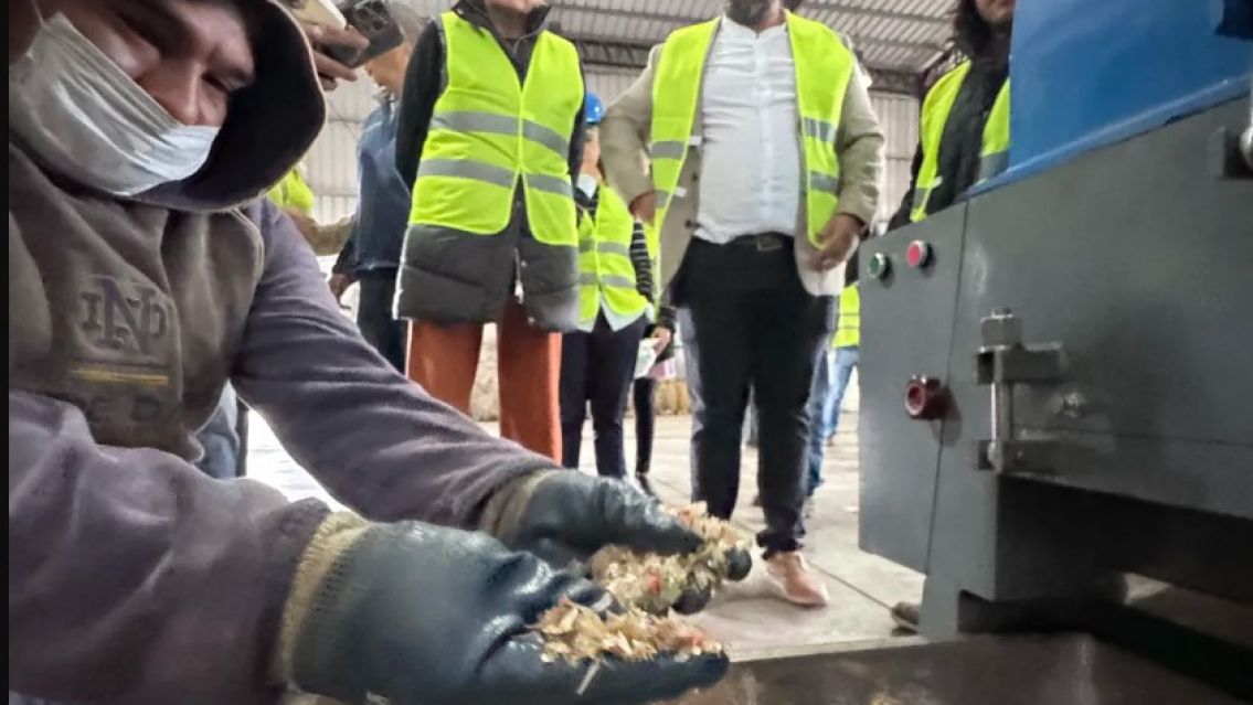 Jujuy suma nueva maquinaria para reciclar plásticos y potenciar la economía circular