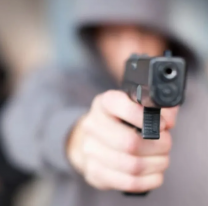 Violento robo en Alto Comedero: una banda armada golpeó a un joven y le robó el auto