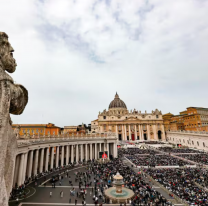 Asumi&oacute; como Papa, dur&oacute; 33 d&iacute;as en el cargo, se tom&oacute; un t&eacute; y muri&oacute;