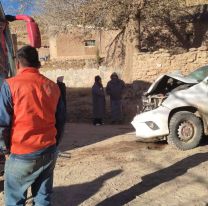 Terrible choque frontal en una ruta jujeña: un colectivo y una camioneta