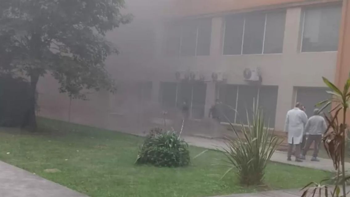 Susto en Jujuy: un corto casi prende fuego una parte del Materno Infantil