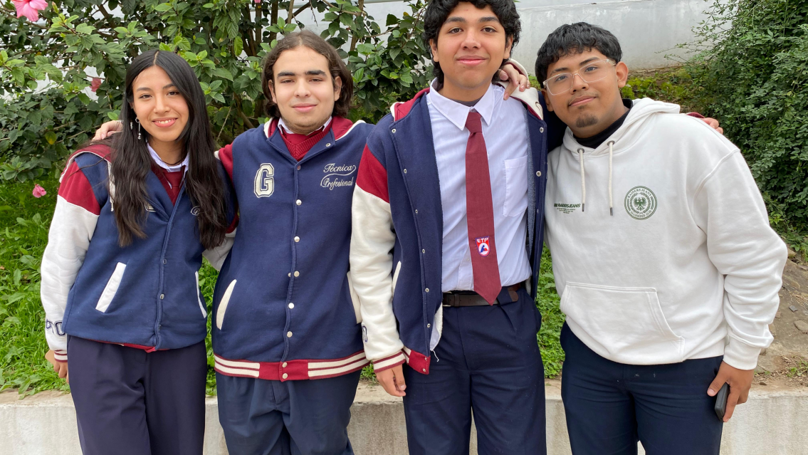 �Estudiantes de la ETP N�1 necesitan la ayuda de todos!