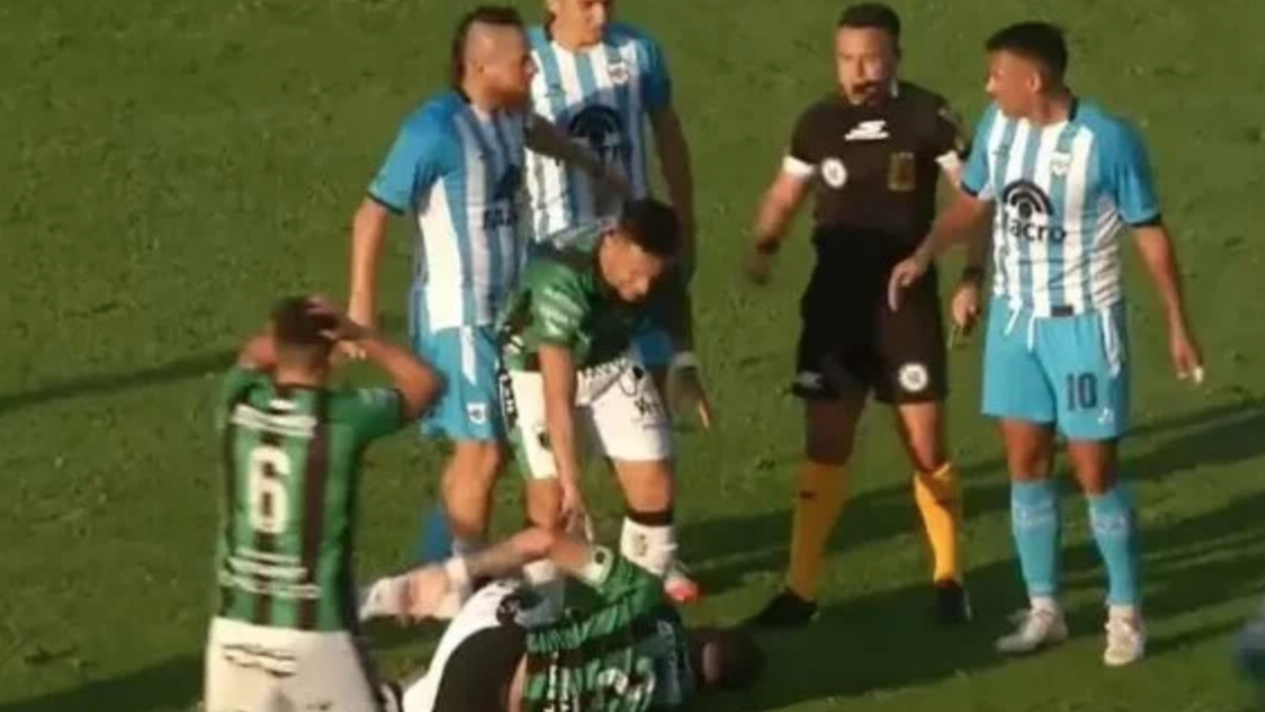 Suspenden por seis meses al futbolista Jerem�as Perales: Gimnasia de Jujuy estall� de bronca