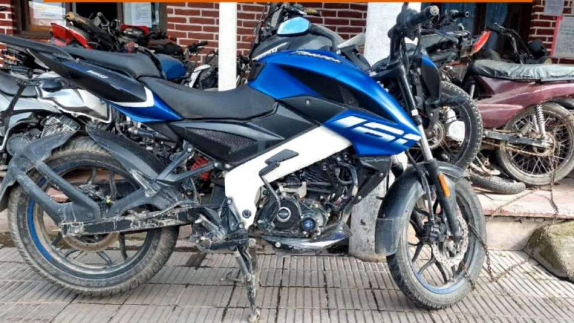La policía recuperó una moto robada en Monterrico: Buscan a su dueño