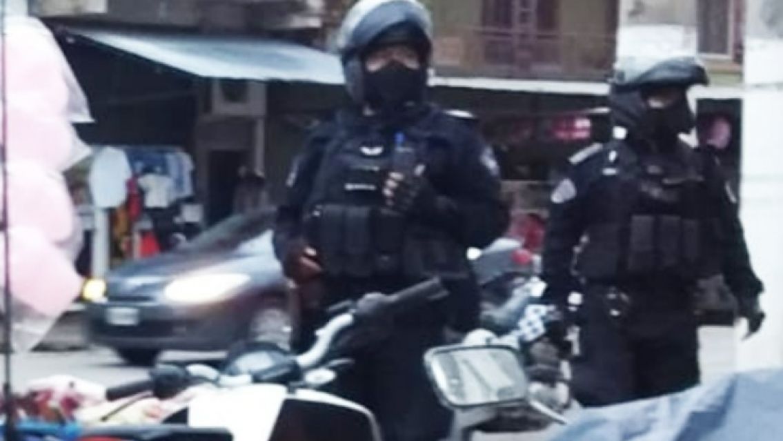 Violento tiroteo entre juje�os al ingreso de una popular feria