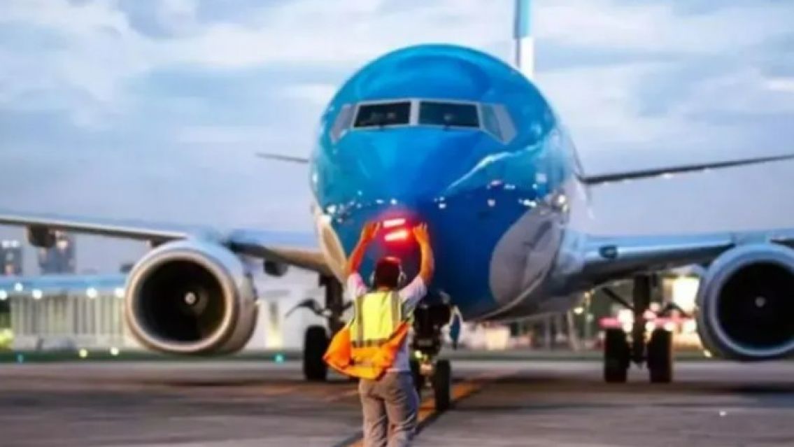 Conflicto de controladores a�reos: dictaron conciliaci�n obligatoria y no habr� paro