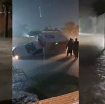 Las fuertes tormentas provocaron inundaciones en Santa Fe: hay evacuados y colegios sin clases