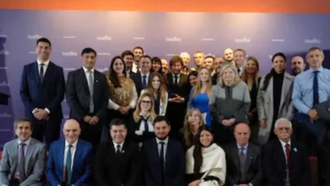 Contundente apoyo de diputados a Javier Milei para el plan de sacar "d�lares del colch�n"