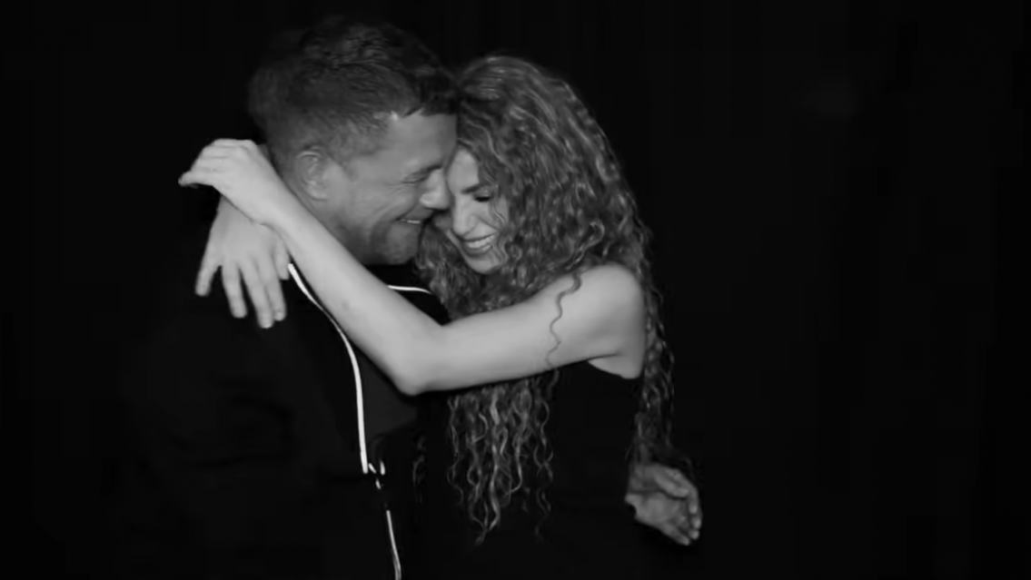 Shakira otra vez muy cerca de Alejandro Sanz y la novia del cantante est� furiosa