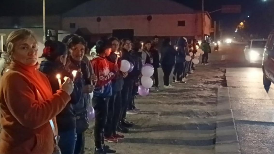 Último adiós a Tamara Fierro: Todo Fraile Pintado acompañó a la familia