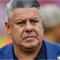 "Típico de peronista": escándalo con las casas que entregará el Chiqui Tapia