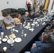 Sadir analizó con intendentes la distribución de recursos y obras prioritarias