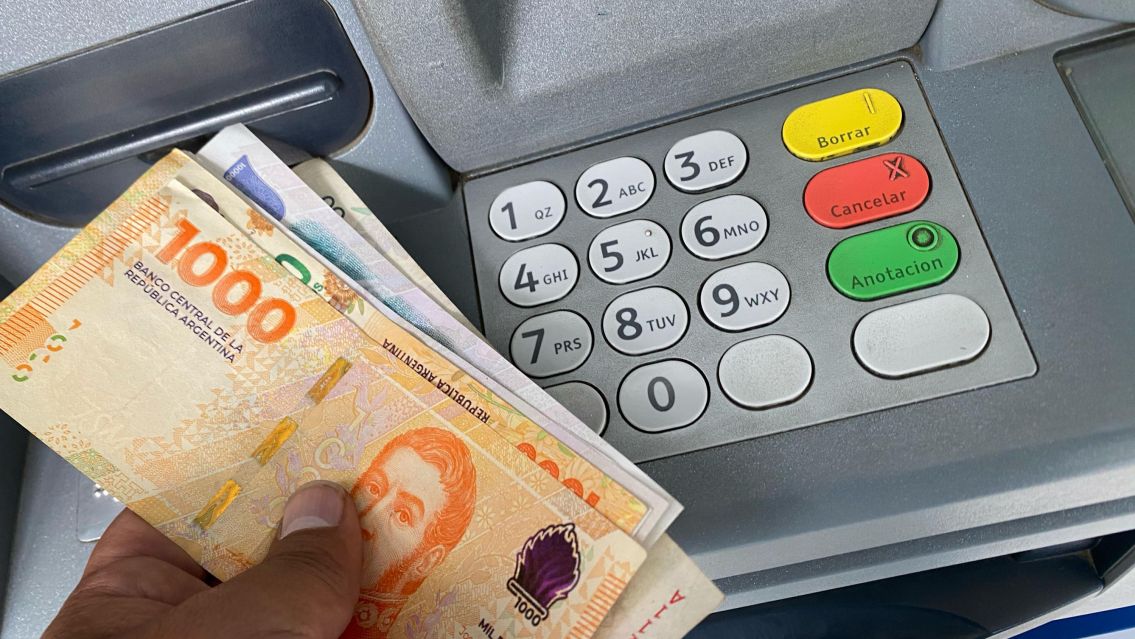 Atenci�n juje�os: ya se sabe que d�as van a pagar los sueldos