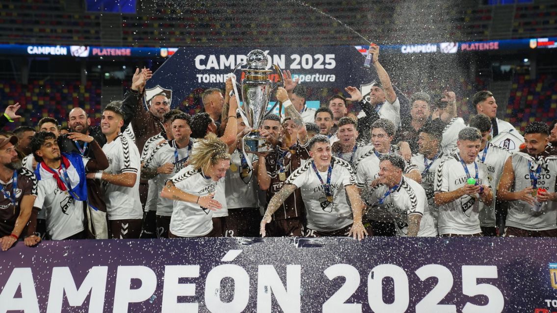 Los famosos que son hinchas de Platense: campe�n del Torneo Apertura 2025
