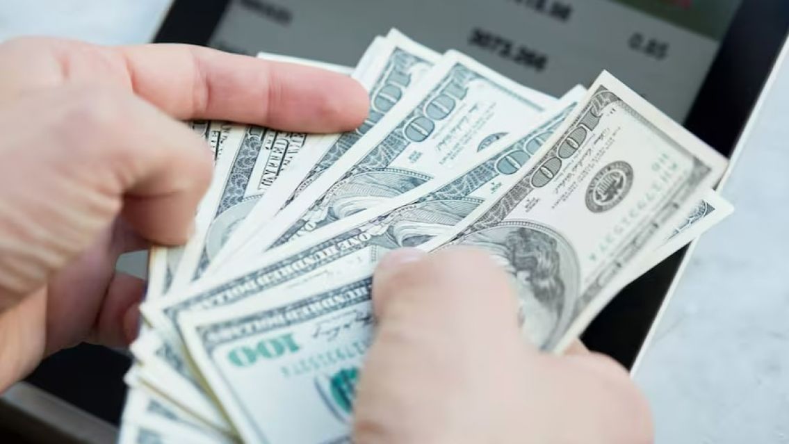 Dólar blue hoy: a cuánto cotiza el lunes 2 de junio