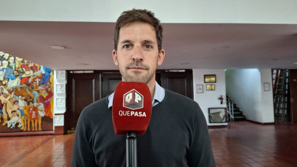 Diputados piden informes por la demora en la entrega de t�tulos en el IES