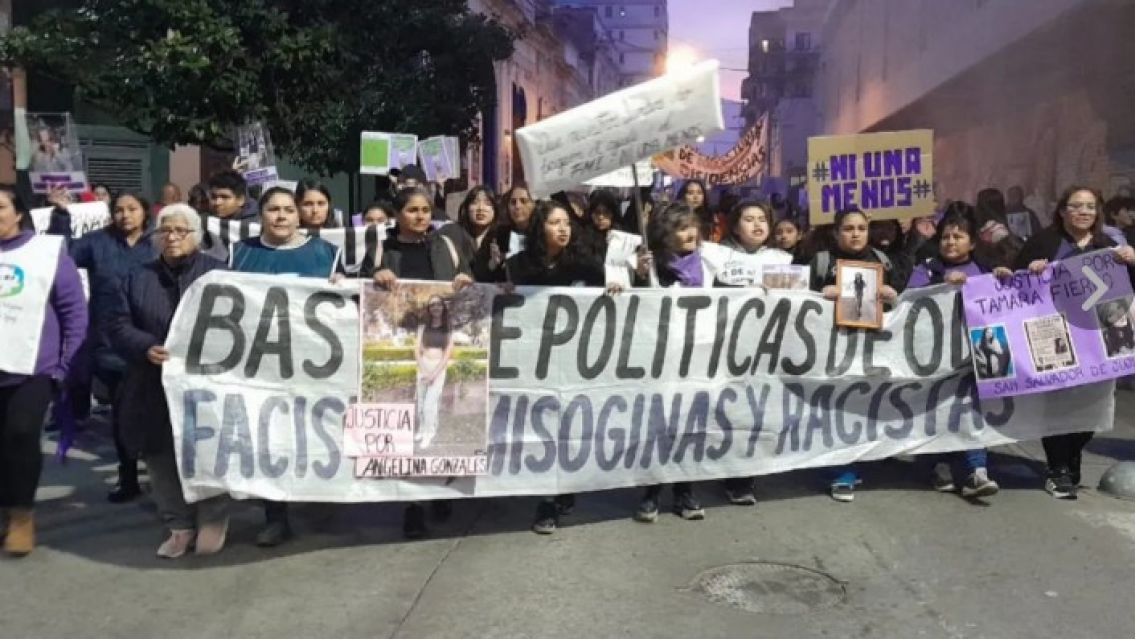 Jujuy marchó repudiando 3 femicidios en 20 días al grito de "Ni una menos"