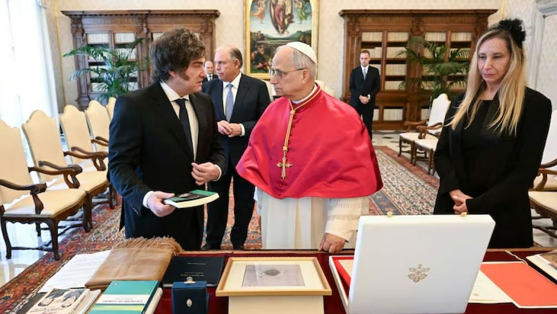 Milei se reuni� con Le�n XIV y el Papa le confirm� que visitar� la Argentina