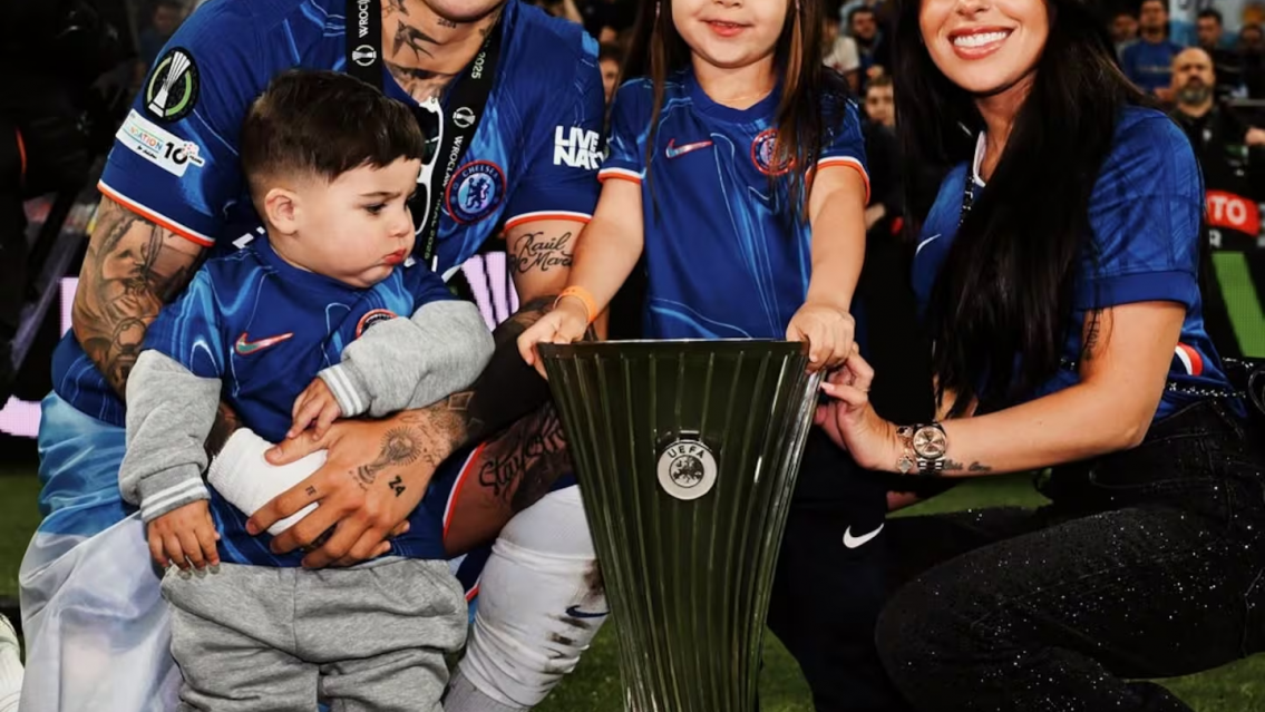 Se cruzaron Valentina Cervantes y Pampita tras los rumores de amorío con Enzo