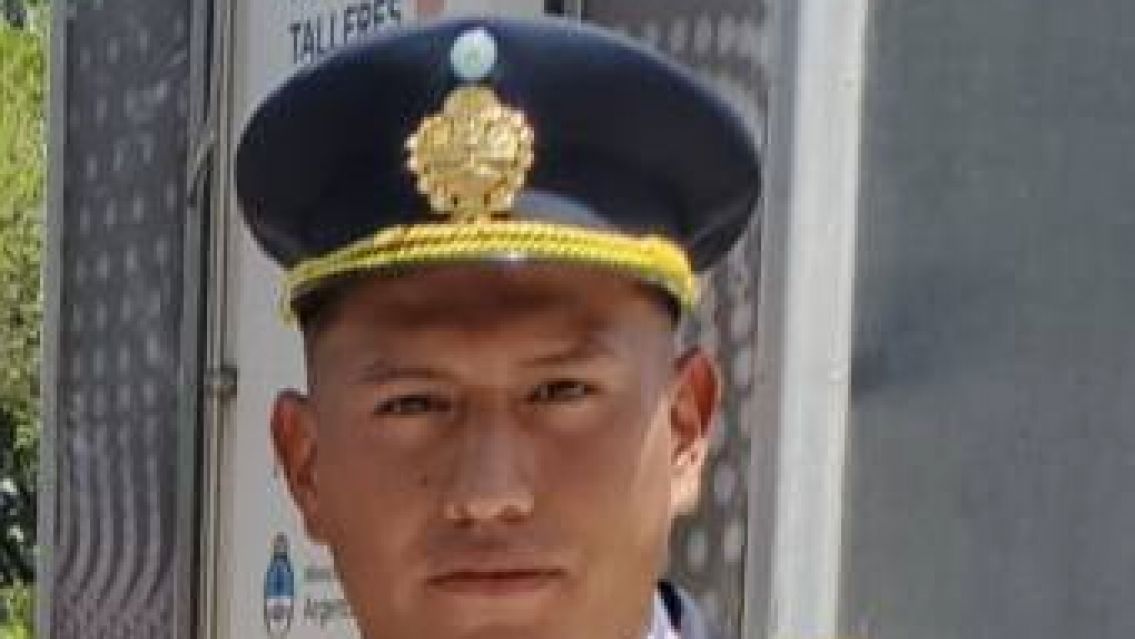 Policía jujeño salvó a una mujer que había tomado la peor decisión