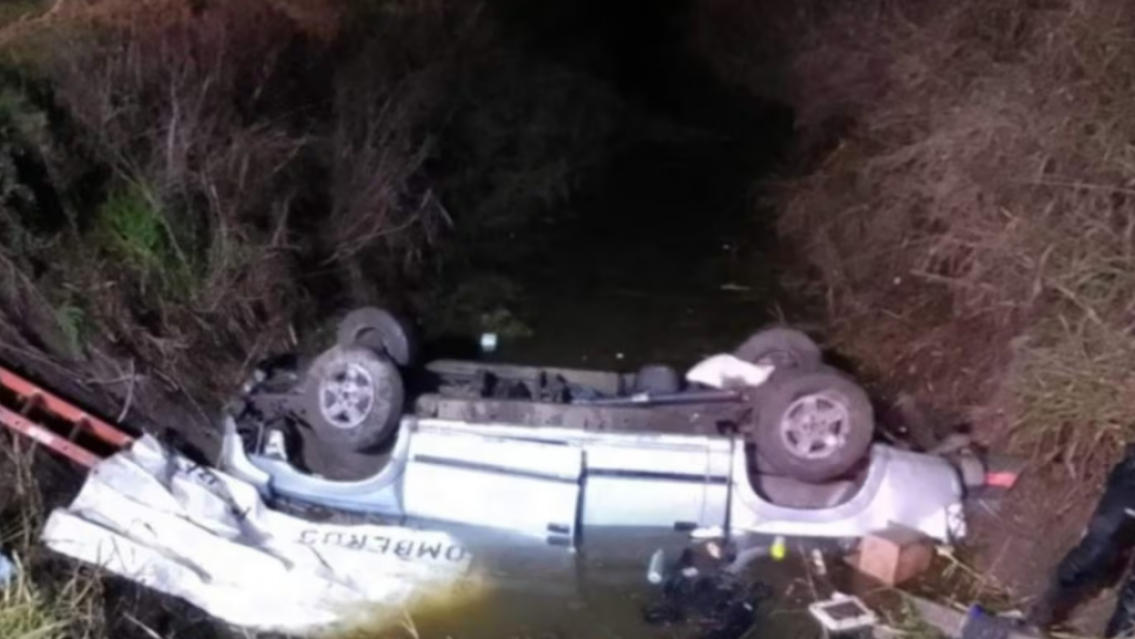Tragedia en plena ruta: una mujer y una nena murieron tras volcar