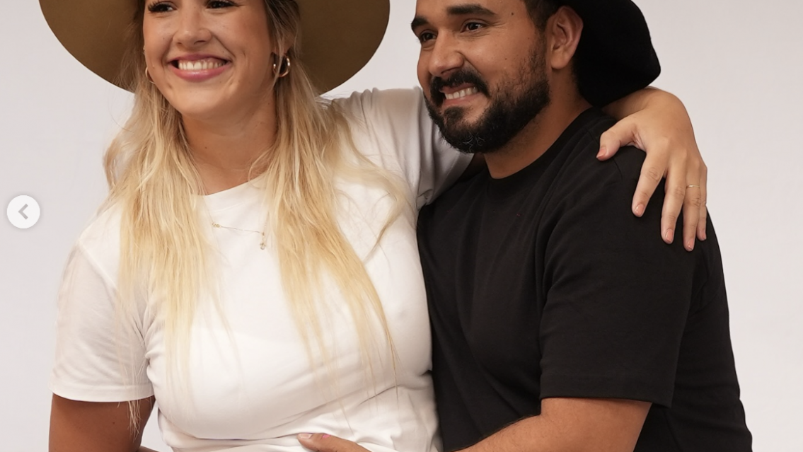 ¡Una panza enorme! Para cuándo espera familia Lázaro Caballero