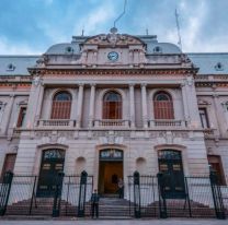 Paritarias en Jujuy: Gobierno actualiza el piso salarial pero mantiene el aumento del 2%