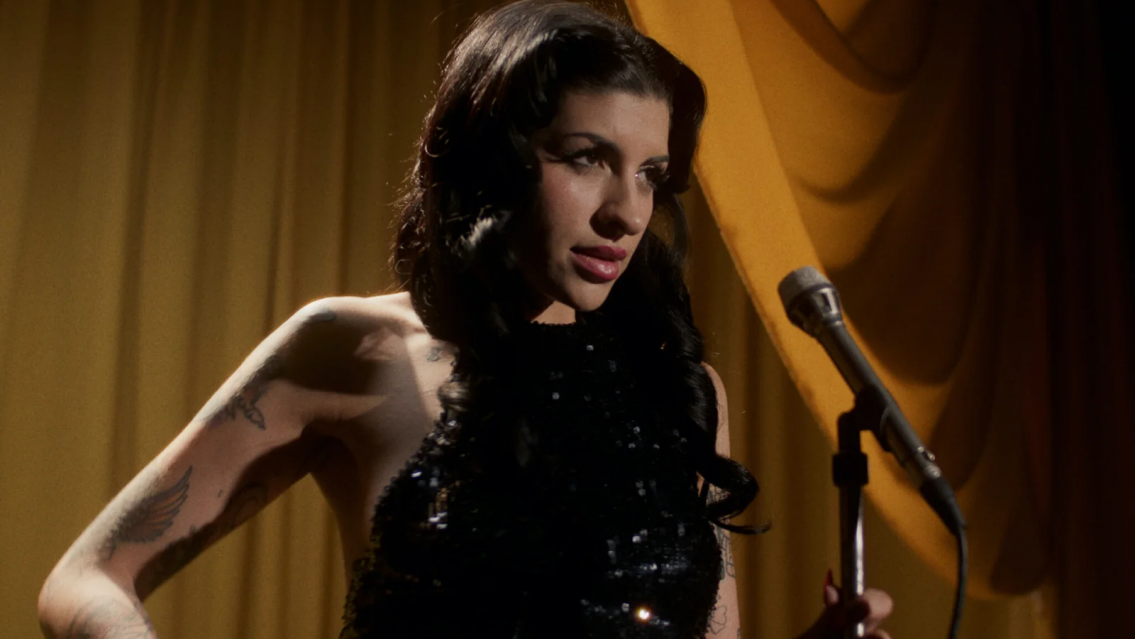 La jujeña más exitosa: el récord de Cazzu mientras piden que esté en la FNE