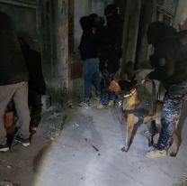 Sorprendieron a dos hombres armados con cuchillo y con pedido de captura