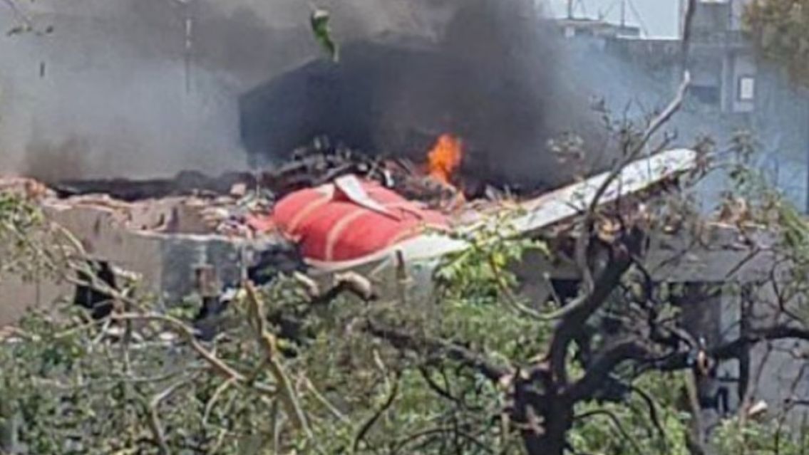 Tragedia y conmoción mundial: cayó un avión con más de 240 personas