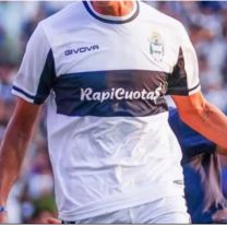 Detuvieron a un reconocido futbolista: le hizo vivir un infierno a su pareja