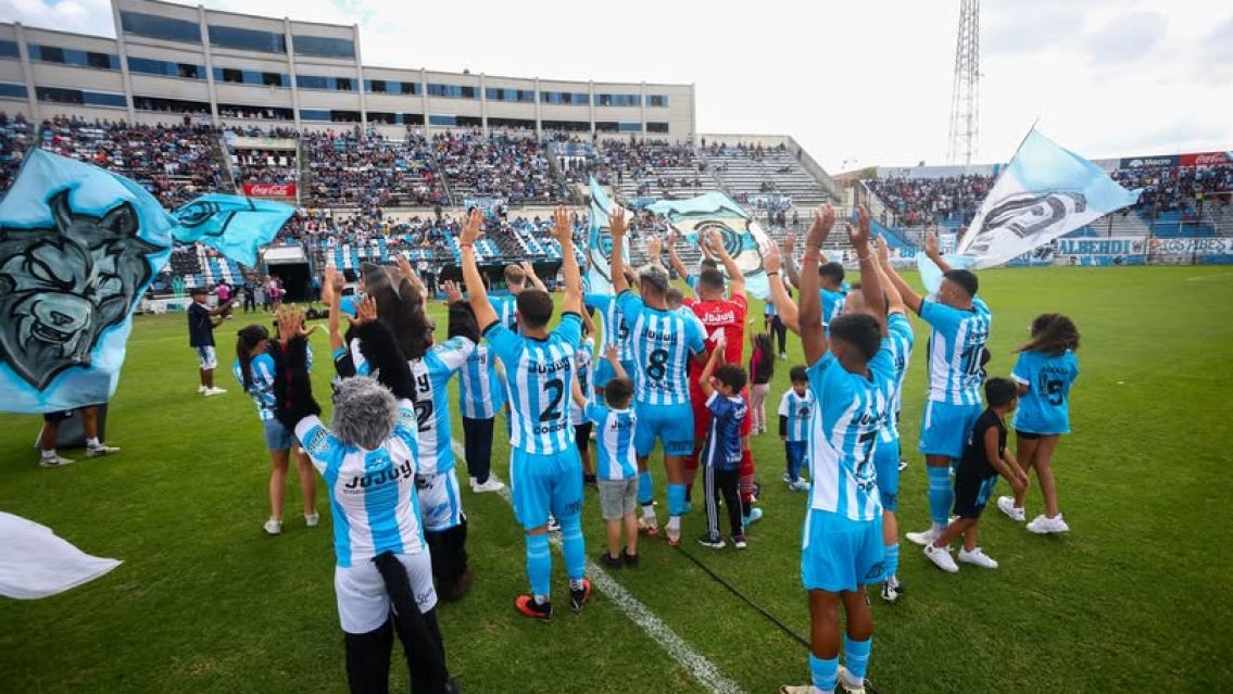 El puntero sale al ruedo: Gimnasia visita a Defensores en el arranque de la segunda ronda