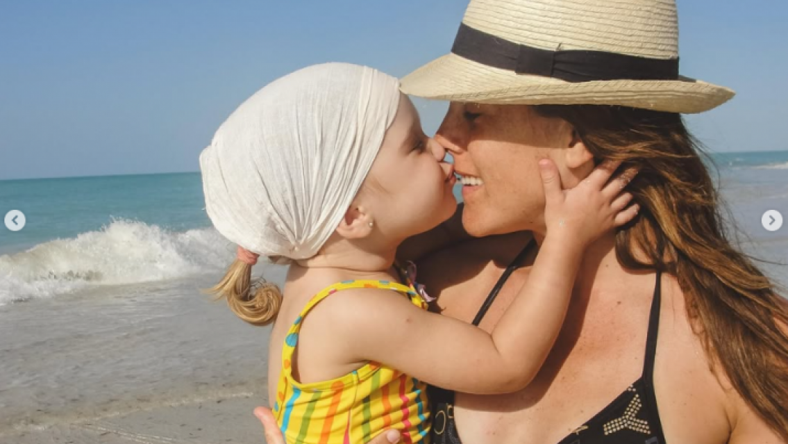 Mega fiesta de Antonia por sus 15, la hija de Soledad Pastorutti