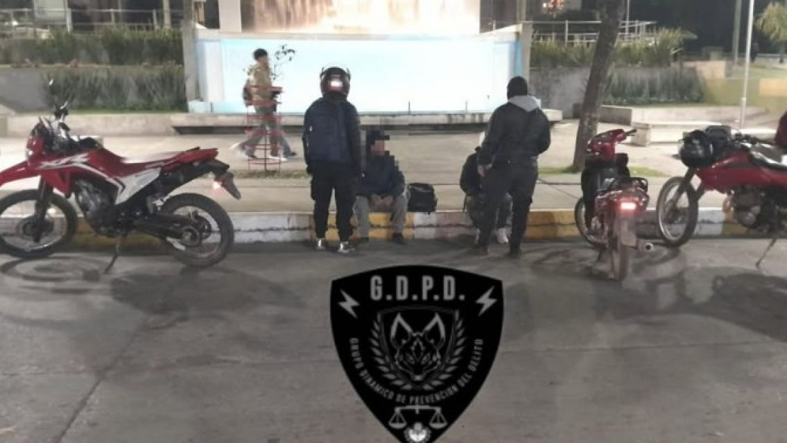 La polic�a de Jujuy evit� un robo en la calle Santiago del Estero: Hay detenidos
