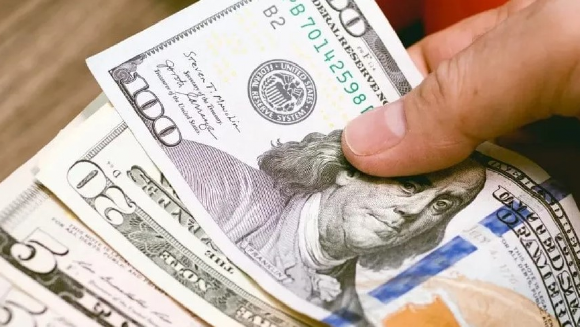 Cu�nto vale comprar $100 d�lares hoy tras el levantamiento del cepo