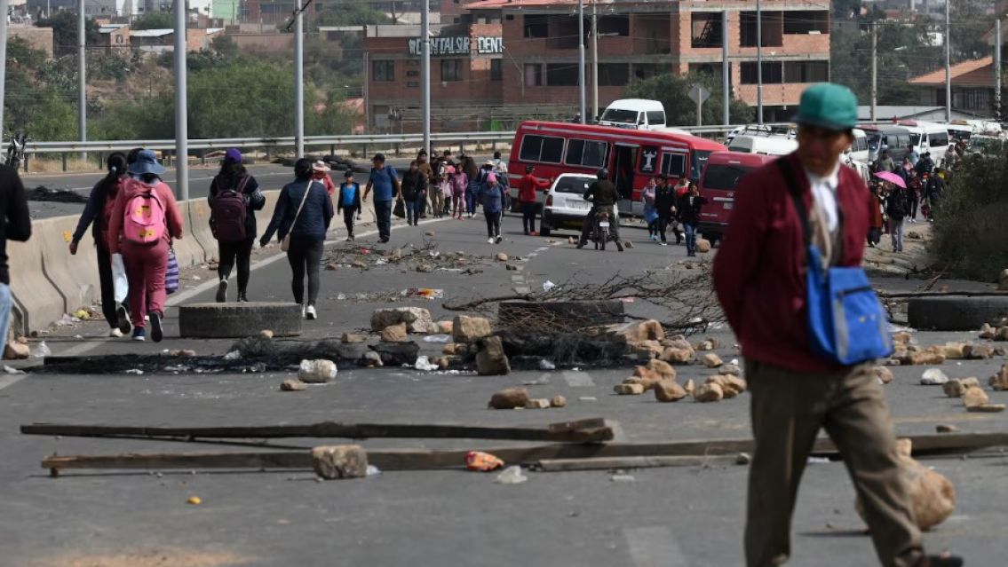 Seguidores de Evo Morales le pusieron dinamita a un policía y lo hicieron explotar