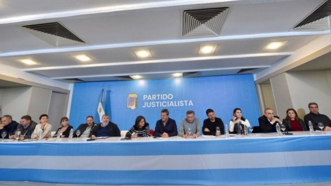 El peronismo se reagrupa con una meta: volver en 2027 e indultar a Cristina