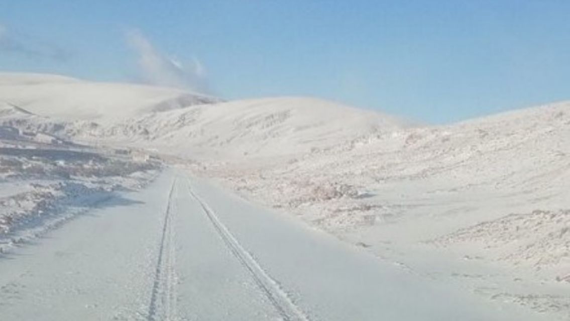 Parece Bariloche pero es Jujuy: Un pueblo jujeño amaneció todo nevado