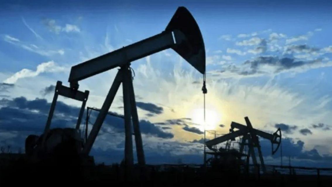 Fuerte aumento de los precios globales del petróleo tras estallar el conflicto entre Israel e Irán