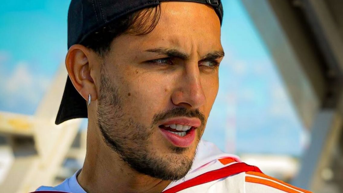 El pedido de los hinchas de Boca que Paredes no pudo esquivar: "La de..."