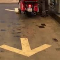 Terror en Malvinas: tres jujeñas quisieron prenderle fuego a un hombre