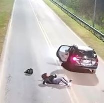 Una chica se tiró de un remis: denunció que el chofer había cambiado el recorrido