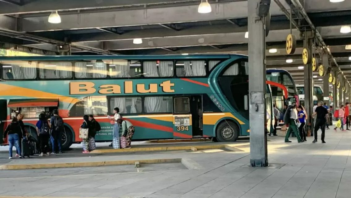 Se vienen las vacaciones de invierno: ¿Cuánto sale un pasaje de Jujuy a Córdoba o Bs As?