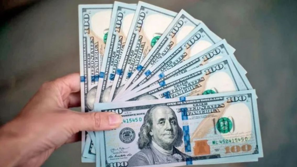 El BCRA elimina otro control sobre las operaciones en dólares: a quiénes afecta